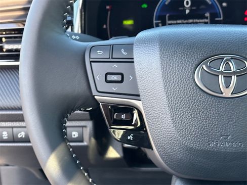 New 2026 Toyota Camry SE w/ Convenience Package image 14