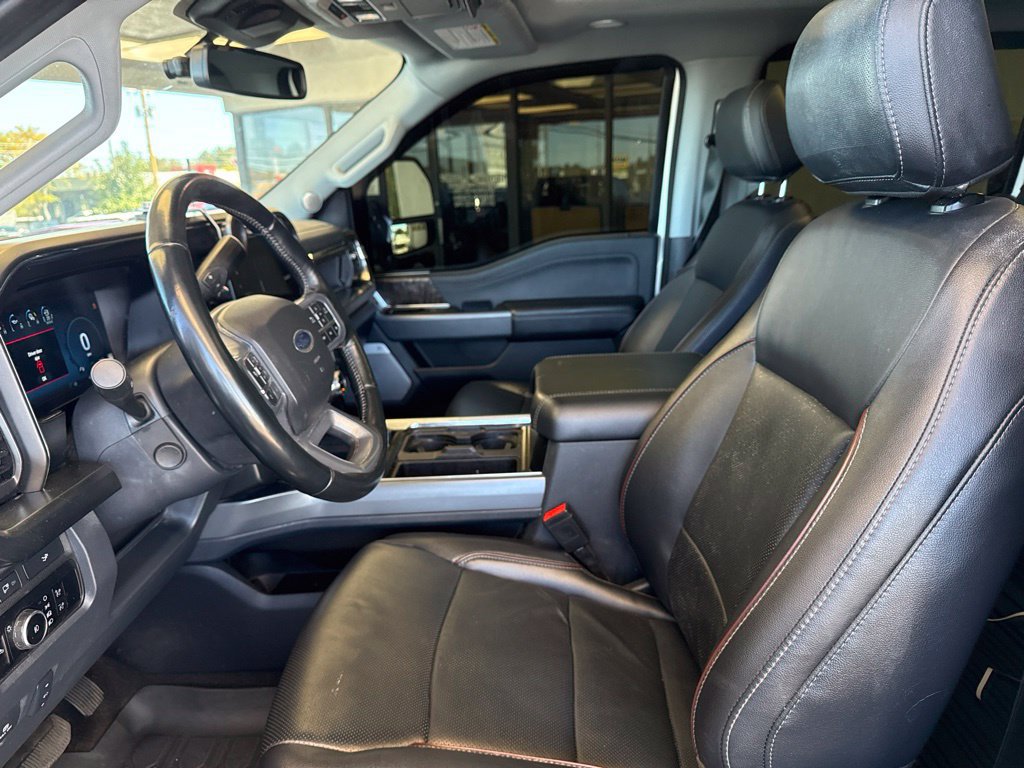 Used 2023 Ford F350 Lariat w/ Lariat Ultimate Package AWD/4WD image 11