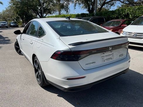 Used 2023 Honda Accord Sport image 3