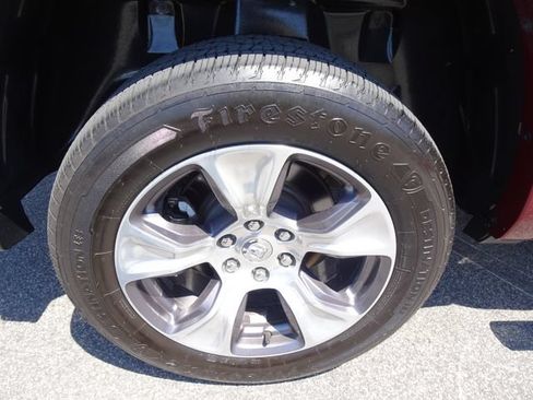 Used 2020 RAM 1500 Laramie AWD/4WD image 38