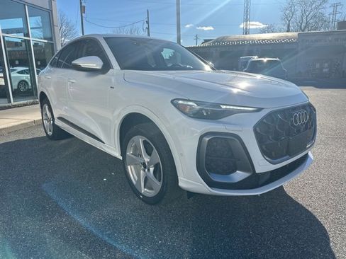 New 2025 Audi Q5 Premium Plus image 7