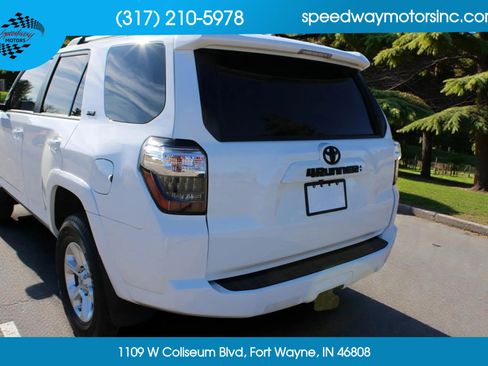Used 2021 Toyota 4Runner SR5 Premium w/ Moonroof Package image 3