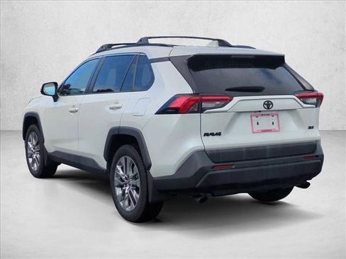 Certified 2021 Toyota RAV4 XLE Premium image 8