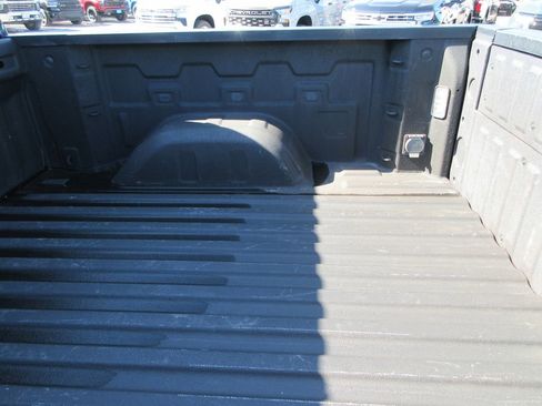 Certified 2021 GMC Sierra 1500 SLT w/ SLT Premium Package image 13