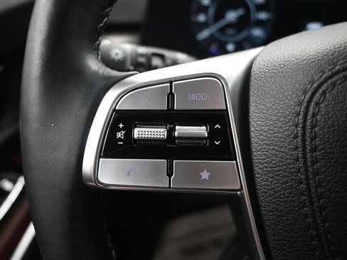 Certified 2025 Kia Telluride SX Prestige AWD/4WD image 28