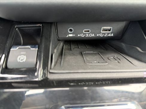 Certified 2023 Subaru Outback Touring XT AWD/4WD image 44