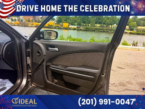 Used 2023 Dodge Charger R/T RWD image 10