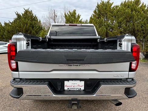 Used 2022 GMC Sierra 2500 SLE w/ SLE Value Package; image 41