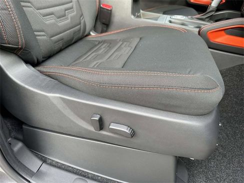 New 2026 Nissan Frontier PRO-4X w/ Pro-4x Convenience Package image 9