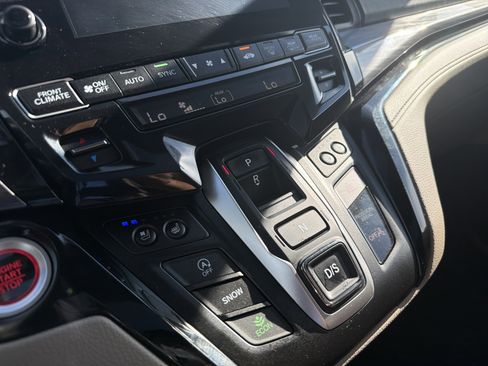 Used 2023 Honda Odyssey Elite image 26