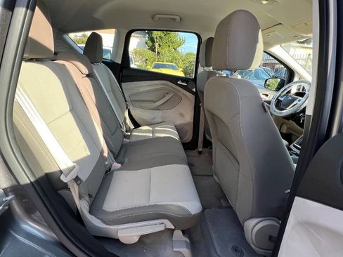 Used 2014 Ford C-MAX SE image 17