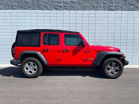 Used 2018 Jeep Wrangler Unlimited Sport S image 2