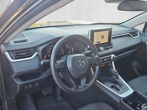 Used 2024 Toyota RAV4 XLE FWD image 16