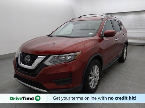 Used 2019 Nissan Rogue SV image 1