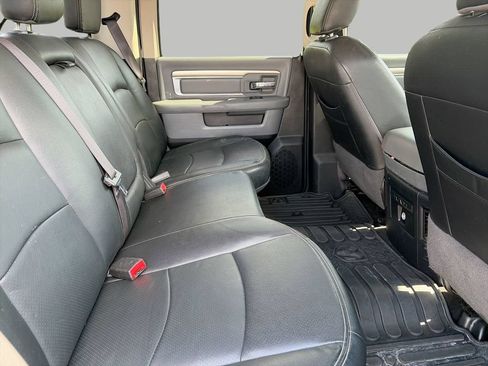 Used 2017 RAM 1500 Big Horn RWD image 13
