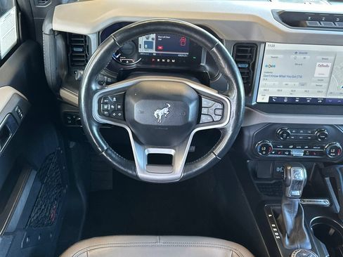 Certified 2024 Ford Bronco Wildtrak AWD/4WD image 16