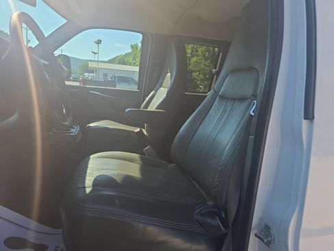 Used 2013 Chevrolet Express 2500 LS RWD image 14