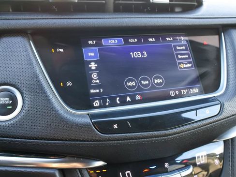 Used 2023 Cadillac XT5 Premium Luxury AWD/4WD image 5