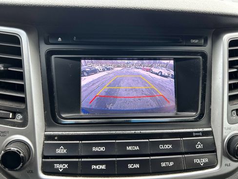 Used 2016 Hyundai Tucson Sport image 32