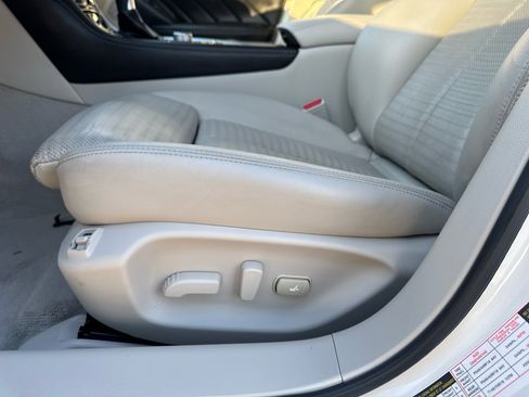 Used 2016 INFINITI Q50 Red Sport 400 image 26