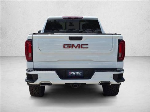 Used 2023 GMC Sierra 1500 AT4 w/ AT4 Premium Package AWD/4WD image 6