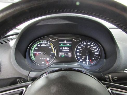 Used 2016 Audi A3 e-tron Premium Plus w/ Premium Plus Package image 86