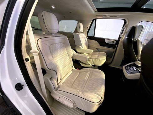 Used 2021 Lincoln Navigator Black Label AWD/4WD image 23