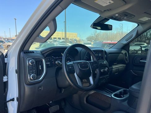 Used 2022 GMC Sierra 1500 Denali w/ Denali Premium Package image 22