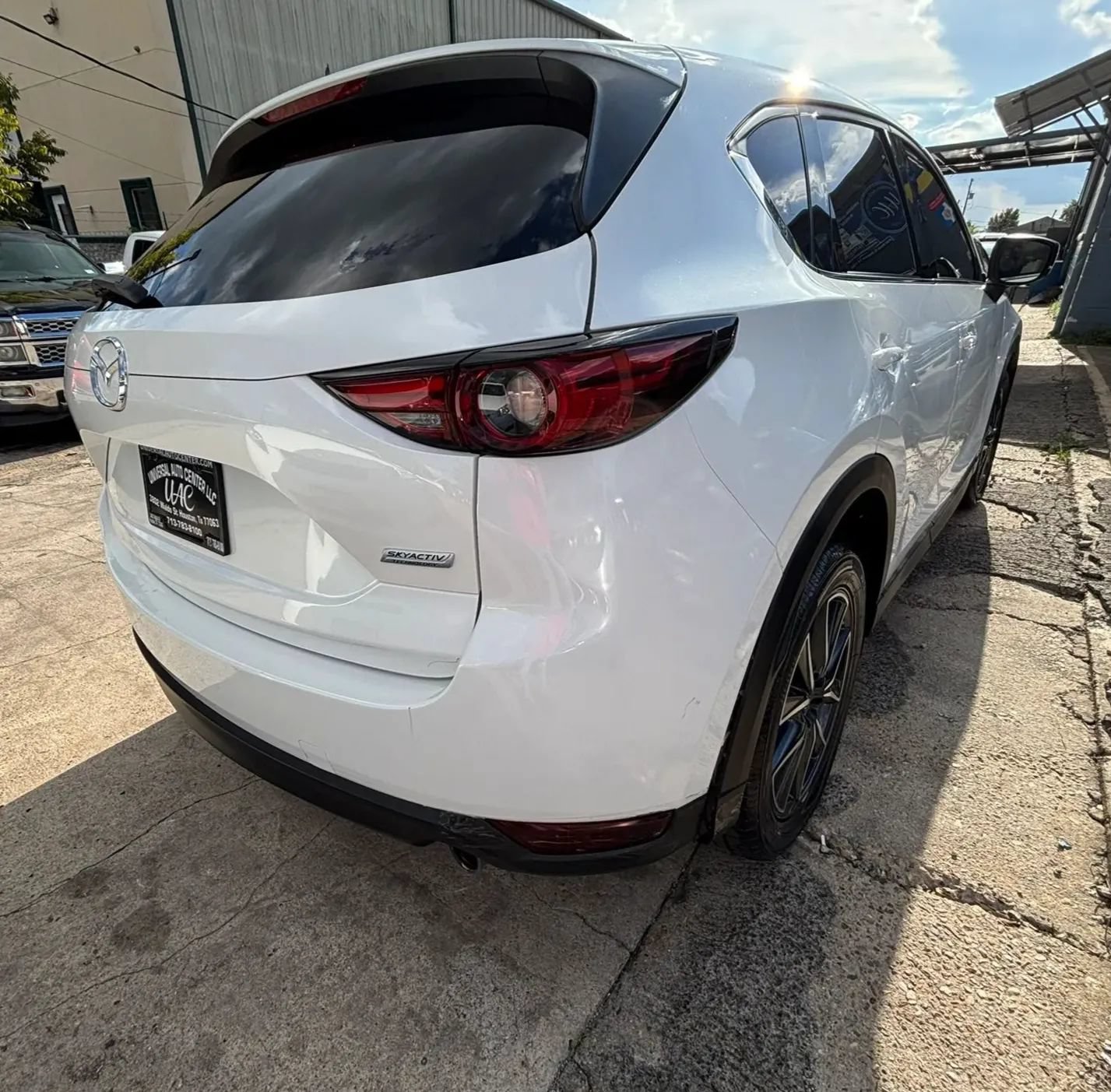 Used 2017 MAZDA CX-5 Grand Touring w/ Premium Package FWD image 8