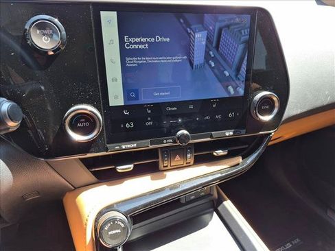 Used 2025 Lexus NX 350h AWD image 12
