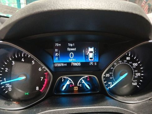 Used 2018 Ford Escape SEL w/ Ford Safe & Smart Package AWD/4WD image 4