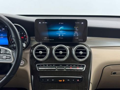 Used 2022 Mercedes-Benz GLC 300 GLC 300 image 4
