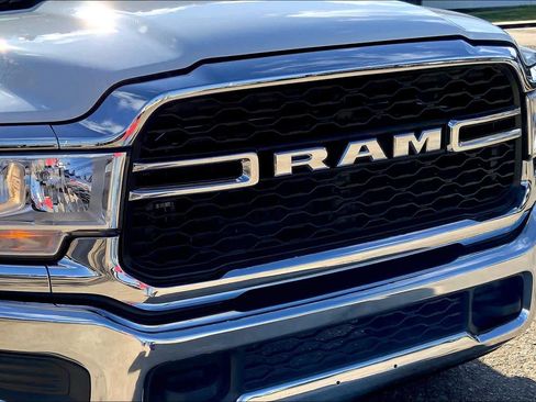 Used 2024 RAM 3500 Tradesman w/ Chrome Appearance Group AWD/4WD image 26
