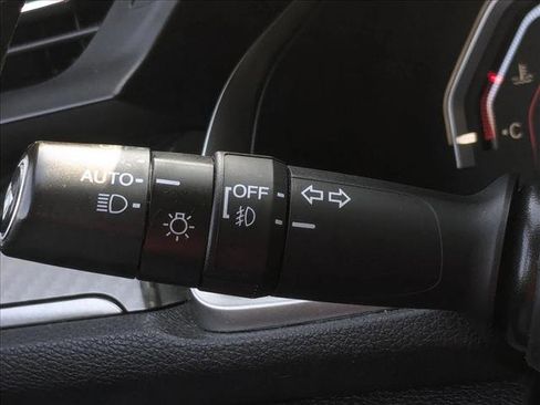 Used 2018 Honda Civic Sport Touring image 12