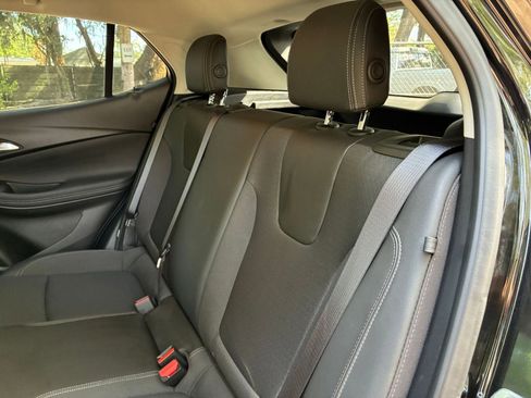 Used 2025 Buick Encore GX Preferred FWD image 37