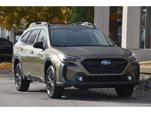 Certified 2025 Subaru Outback Onyx Edition image 2