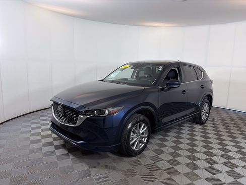 Used 2025 MAZDA CX-5 AWD 2.5 S w/ Preferred Package image 2