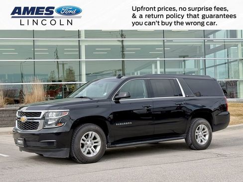 Used 2020 Chevrolet Suburban LT image 1