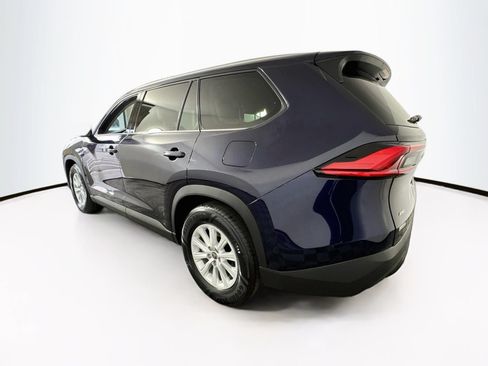 Certified 2024 Toyota Grand Highlander AWD image 4