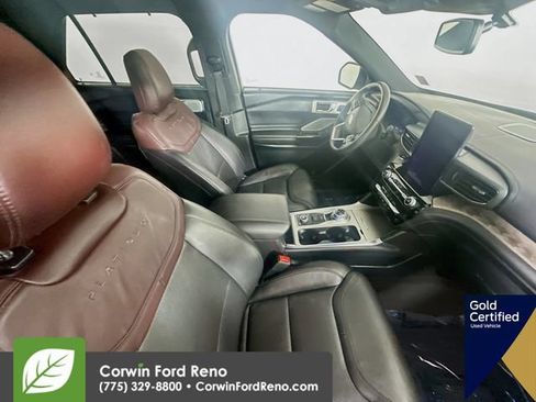 Used 2024 Ford Explorer Platinum w/ Technology Package AWD/4WD image 34