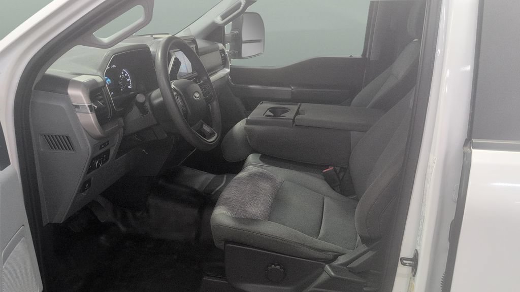 Used 2023 Ford F150 XLT w/ Trailer Tow Package AWD/4WD image 8