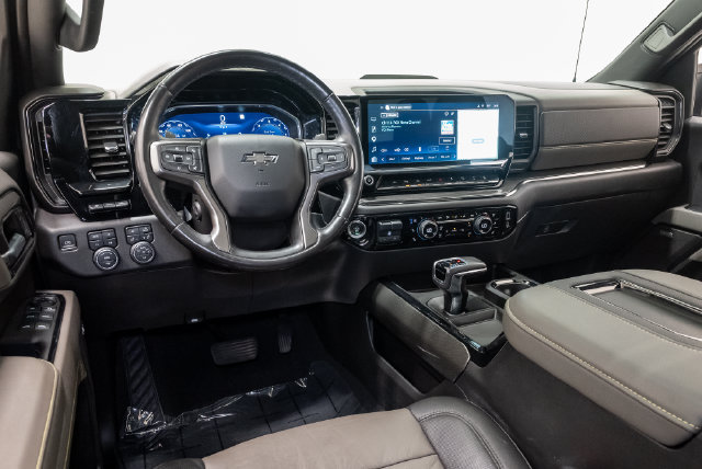 Used 2022 Chevrolet Silverado 1500 ZR2 w/ Technology Package AWD/4WD image 7