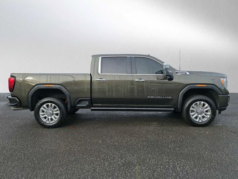 Used 2022 GMC Sierra 3500 Denali w/ Denali Ultimate Package image 2