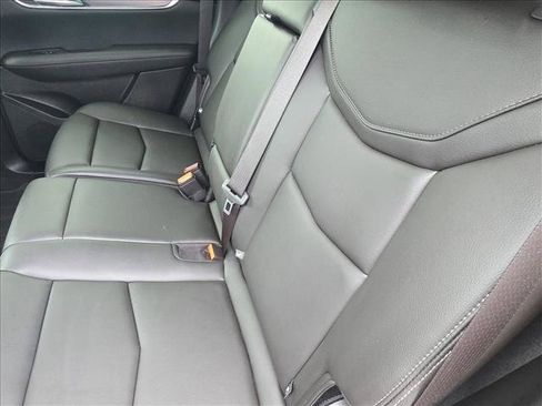 Used 2025 Cadillac XT5 Luxury FWD image 18