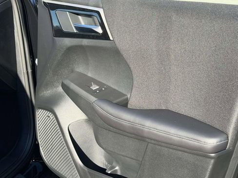 New 2026 Mitsubishi Outlander ES image 8