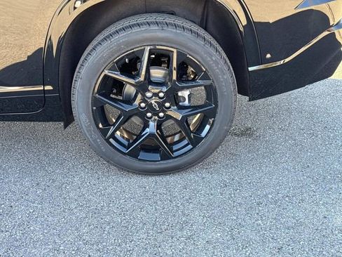 New 2026 Chevrolet Traverse RS FWD image 11