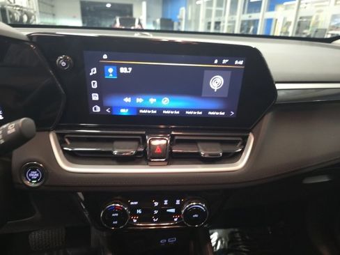 New 2025 Chevrolet TrailBlazer LT w/ Convenience Package image 17