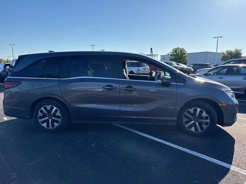 Used 2026 Honda Odyssey EX-L image 12