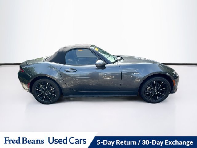 Used 2024 MAZDA MX-5 Miata Grand Touring RWD image 11