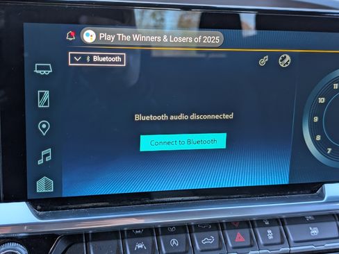 Used 2025 Chevrolet Silverado 1500 LT image 28